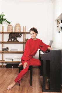 Atiye Deniz feet photo 9
