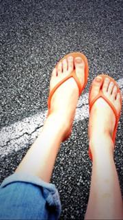 Atsuko Maeda feet photo 3