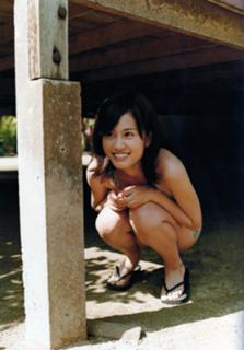 Atsuko Maeda feet photo 2