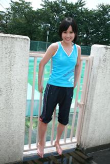 Atsuko Maeda feet photo 19