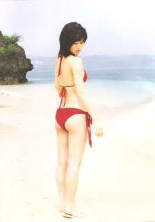 Atsuko Maeda feet photo 5