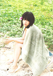 Atsuko Maeda feet photo 2