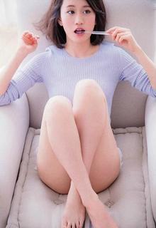 Atsuko Maeda feet photo 16