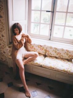 Atsuko Maeda feet photo 8