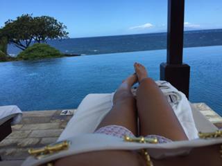 Aubrey Kate feet photo thumbnail