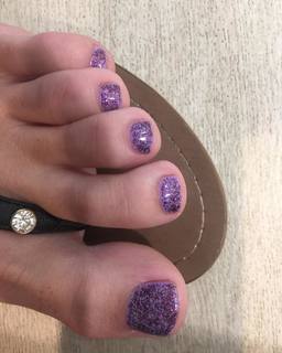 Aubrey Kate feet photo thumbnail