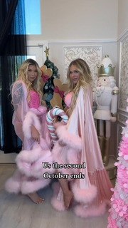 Aubrey Kate feet photo thumbnail