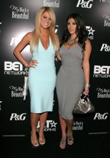 Aubrey O'Day feet photo thumbnail