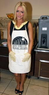 Aubrey O'Day feet photo thumbnail