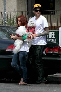 Aubrey O'Day feet photo thumbnail