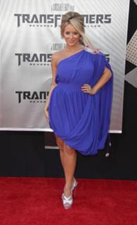 Aubrey O'Day feet photo thumbnail