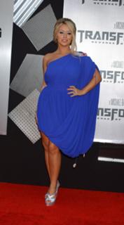 Aubrey O'Day feet photo thumbnail