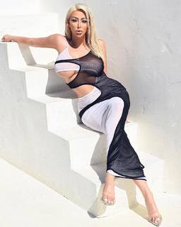 Aubrey O'Day feet photo thumbnail