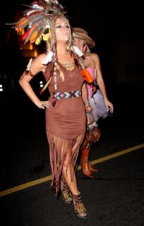 Aubrey O'Day feet photo thumbnail