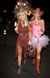 Aubrey O'Day feet photo thumbnail