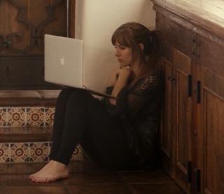 Aubrey Peeples feet photo 3