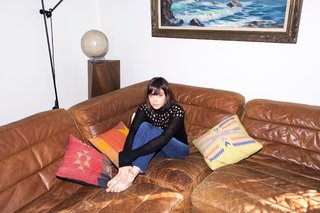 Aubrey Plaza feet photo thumbnail