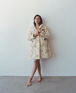 Aubrey Plaza feet photo 2