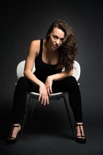 Aubrey Reynolds feet photo 3