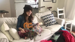 Aubrey Reynolds feet photo 14