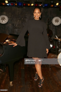 Audra McDonald feet photo 14