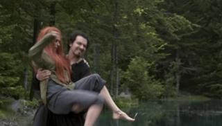 Audrey Fleurot feet photo thumbnail