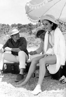 Audrey Hepburn feet photo thumbnail