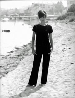 Audrey Hepburn feet photo thumbnail