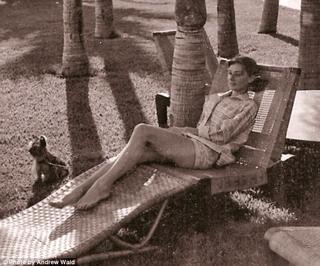 Audrey Hepburn feet photo thumbnail