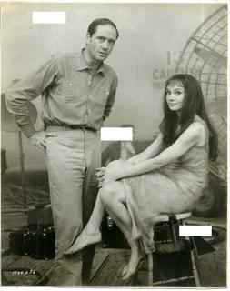 Audrey Hepburn feet photo thumbnail