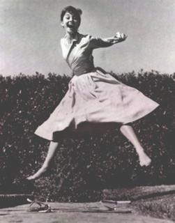Audrey Hepburn feet photo thumbnail