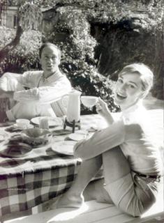 Audrey Hepburn feet photo thumbnail