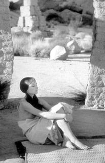 Audrey Hepburn feet photo thumbnail