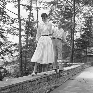 Audrey Hepburn feet photo thumbnail
