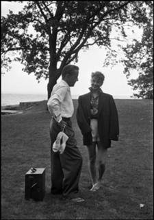 Audrey Hepburn feet photo thumbnail