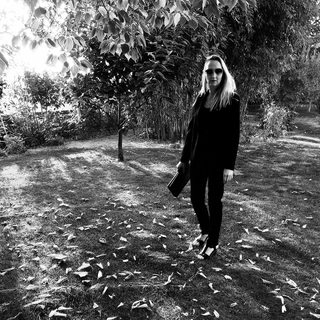 Audrey Lamy feet photo 15