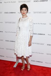 Audrey Tautou feet photo thumbnail