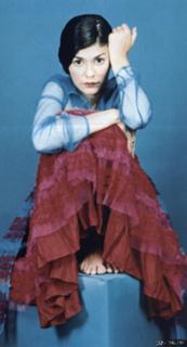 Audrey Tautou feet photo thumbnail