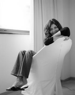 Audrey Tautou feet photo thumbnail