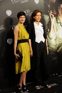 Audrey Tautou feet photo thumbnail
