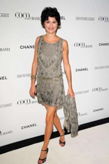 Audrey Tautou feet photo thumbnail