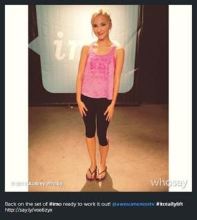 Audrey Whitby feet photo thumbnail