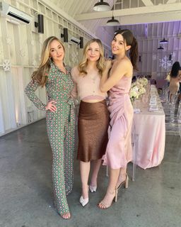Audrey Whitby feet photo thumbnail