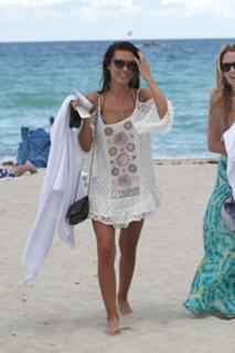 Audrina Patridge feet photo thumbnail