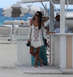 Audrina Patridge feet photo thumbnail