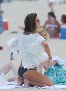 Audrina Patridge feet photo thumbnail