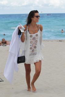 Audrina Patridge feet photo thumbnail