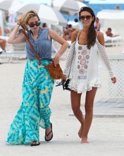 Audrina Patridge feet photo thumbnail