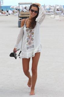 Audrina Patridge feet photo thumbnail