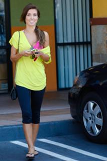 Audrina Patridge feet photo thumbnail